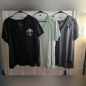 Torrid Distressed T-Shirts Lot in Black, Mint, and Gray Size 1x